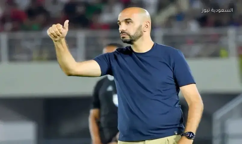 فينورد الهولندي يبحث عن بديل لفان بيرسي ويضع سلوت والركراكي في قائمة المرشحين