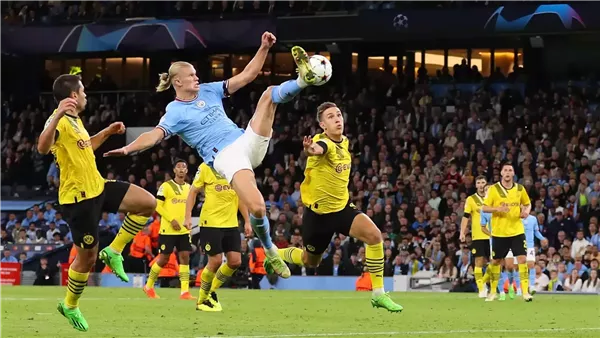مهمة صعبة لـ مرموش في مباراة مانشستر سيتي وبوروسيا دورتموند بدوري أبطال أوروبا