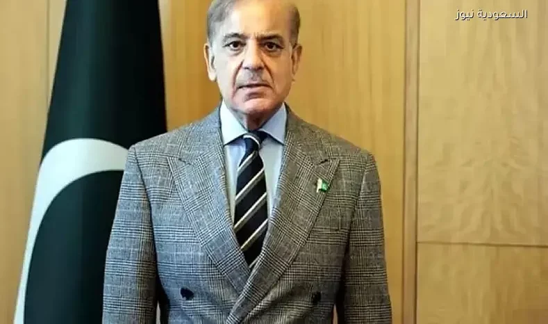 رئيس وزراء باكستان يطلب من إيران فتح مضيق هرمز أسبوعين